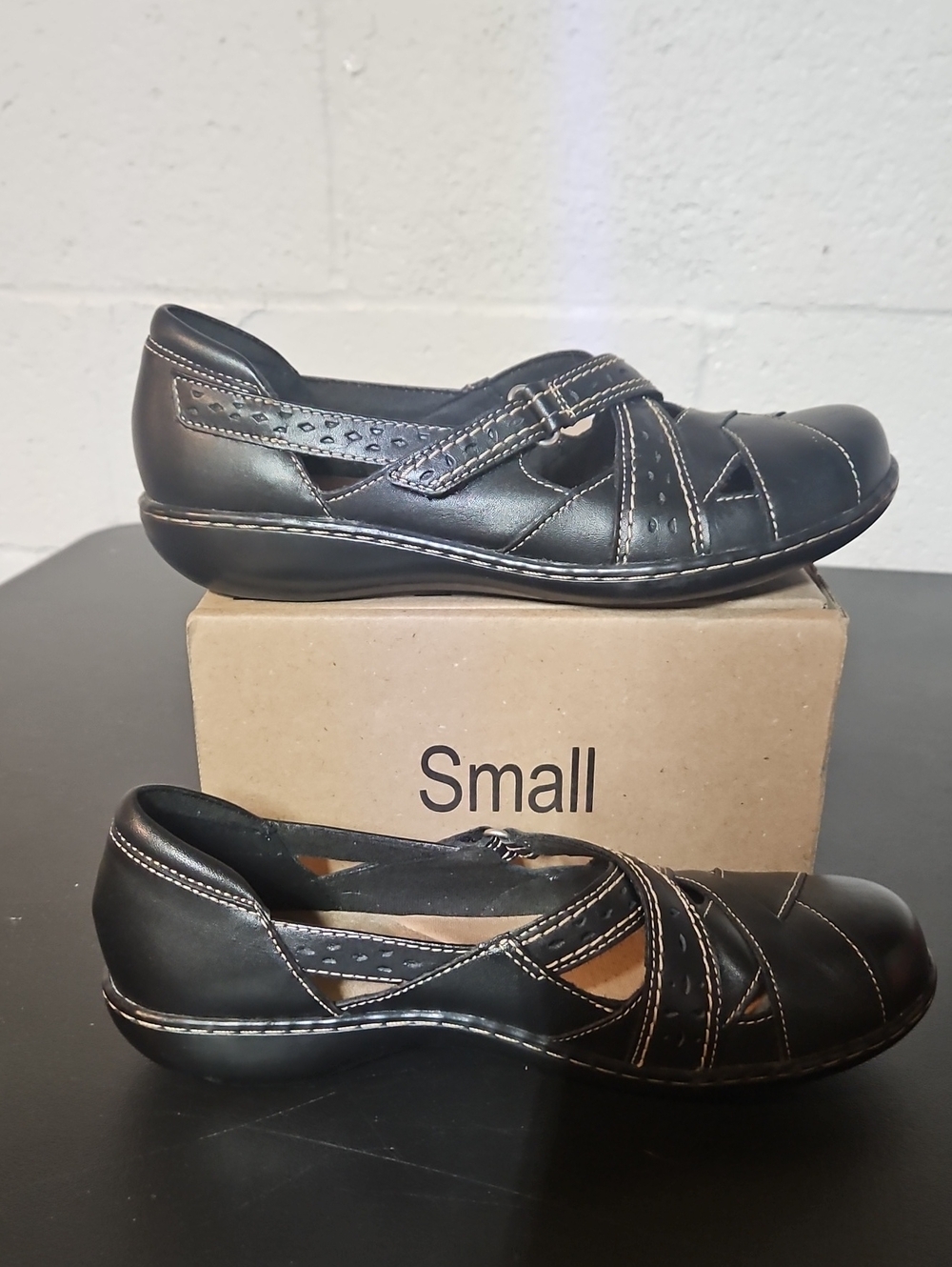 Clarks Black Mary Jane Flats with Contrast Stitching